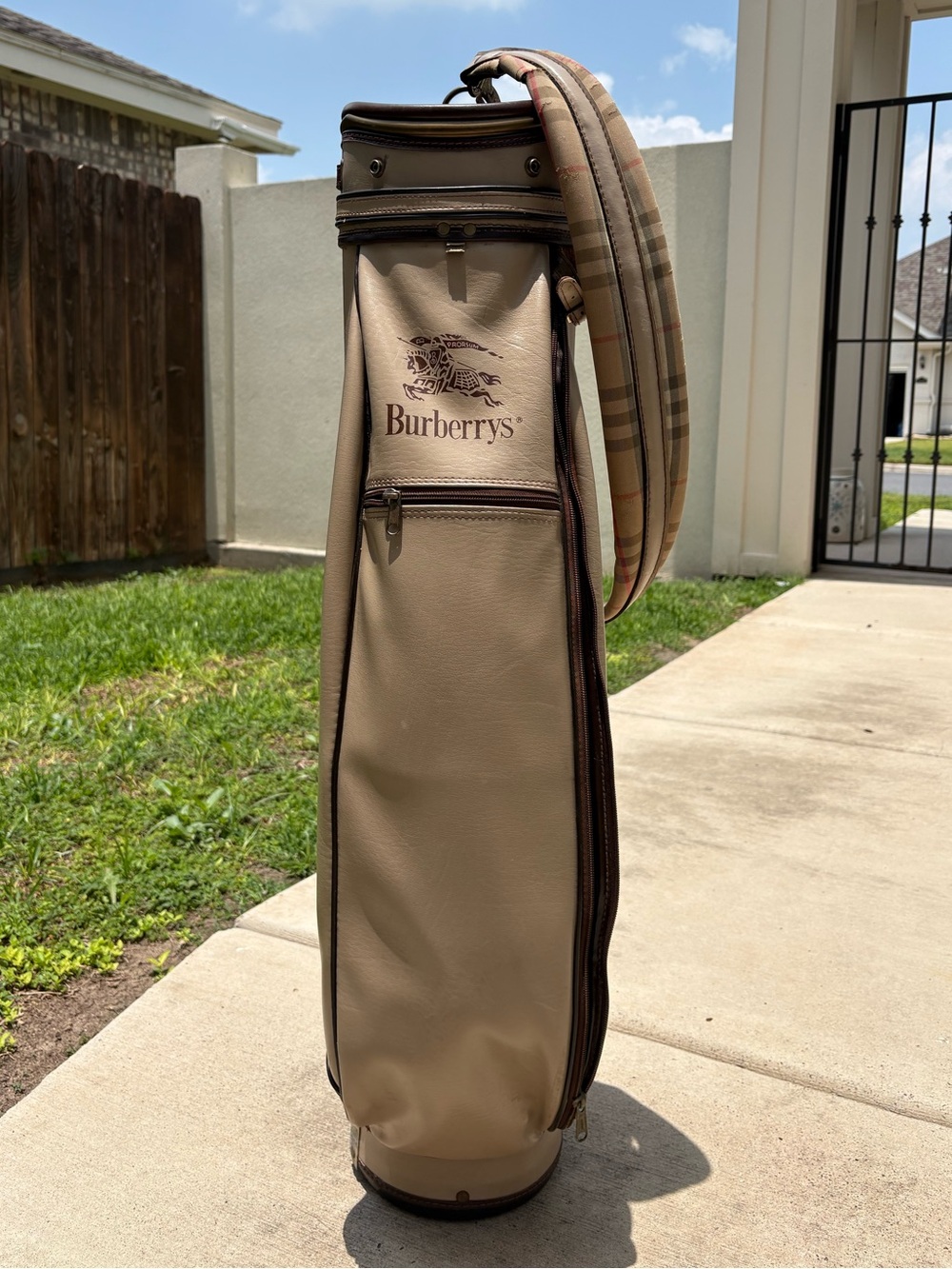 Authentic Vintage Burberrys Leather Golf Bag